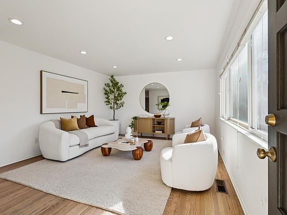 4th image of 855 Durshire Way