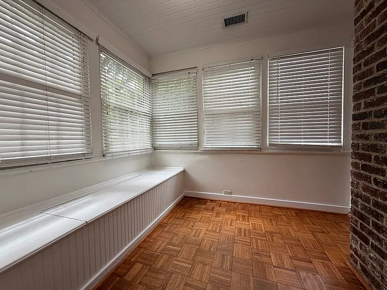 383 Deering Rd NW — Photo 8