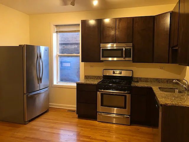 1513 N Claremont Ave #1 — Photo 12
