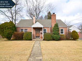 3004 Graham Rd, Falls Church, VA 22042