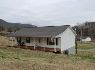 113 Sam Williams Ln, Jacksboro, TN 37757