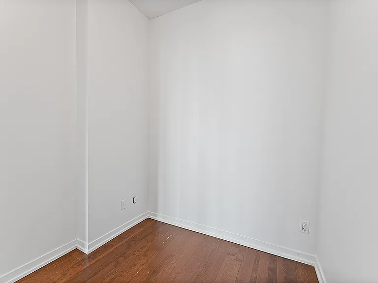 59 E Liberty St #2401 — Photo 34