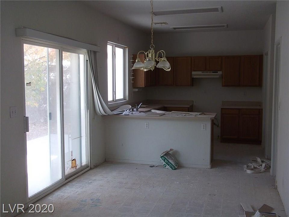 2nd image of 7609 Lowe Ave