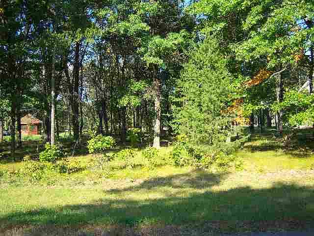 1st image of 41 Woodland Ln