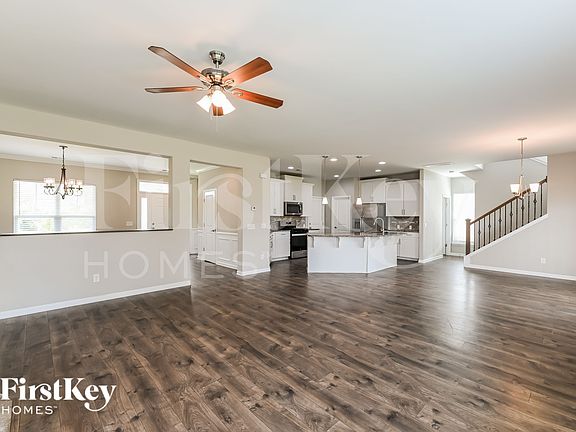 4th image of 409 Flat Rock Ln