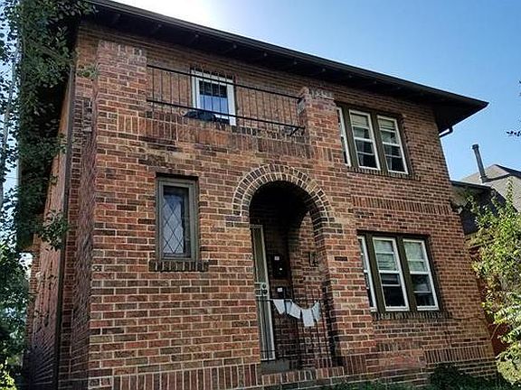 2nd image of 440 N Clarkson St