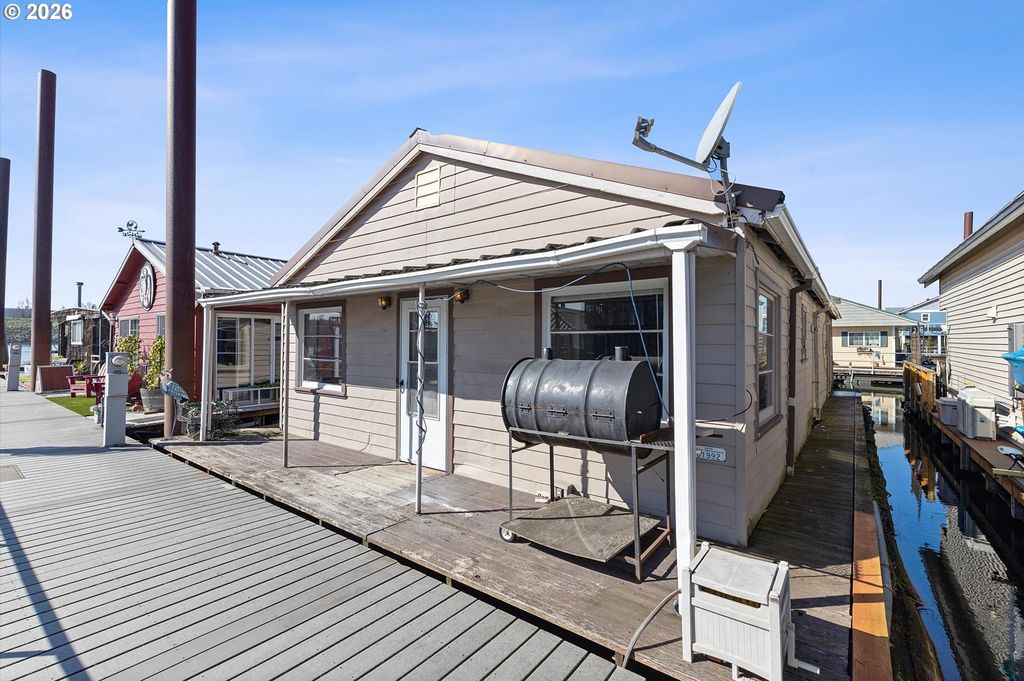 1833 N Jantzen Ave, Portland, OR 97217 | MLS #439744569 | Zillow