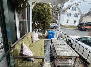 27 Nash Pl, Burlington, VT 05401
