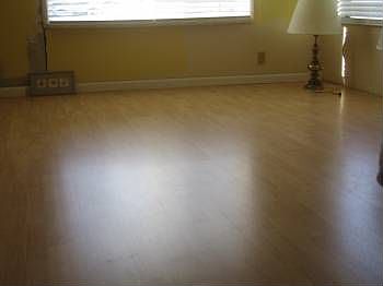5th image of 143 SE South Forty Ln