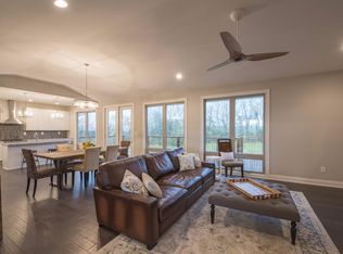 360 Chrisman Oaks Trl, Nicholasville, KY 40356