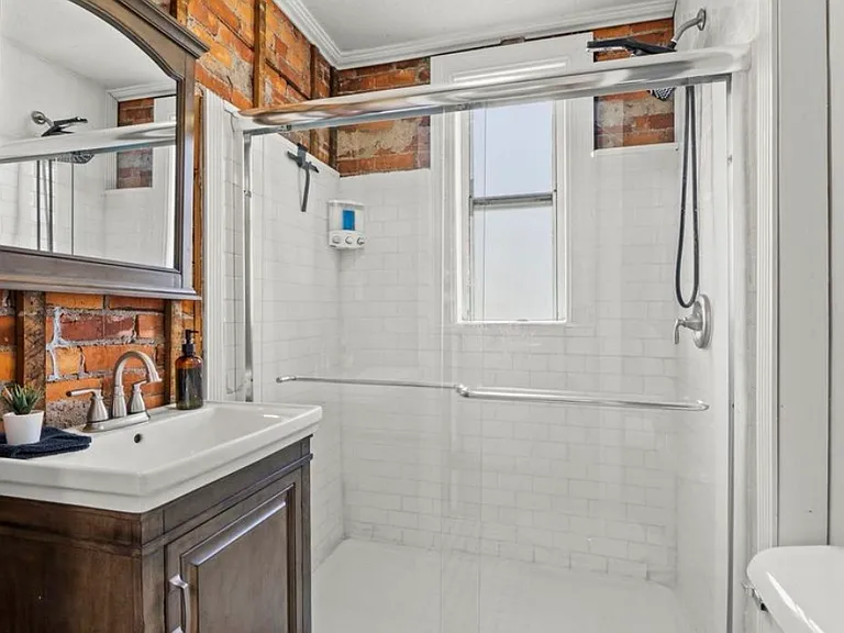 406 W Masterson Ave — Photo 8