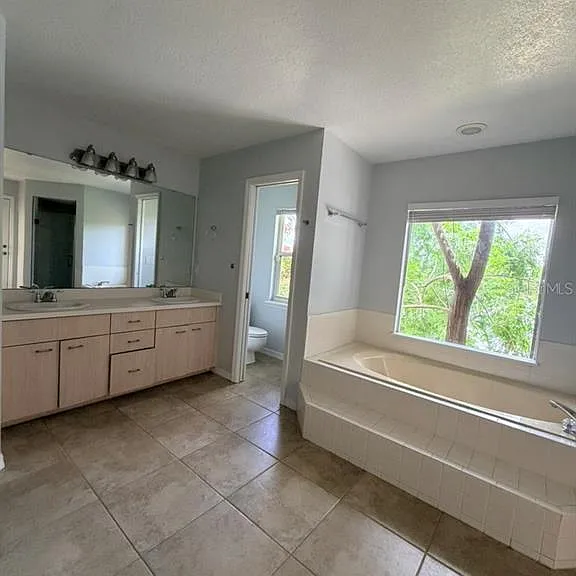 1207 Almond Tree Ct — Photo 21