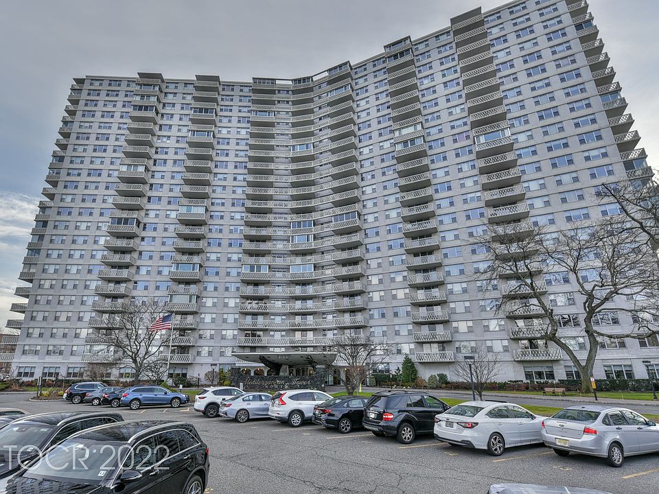 1st image of 2100 Linwood Ave APT 9C