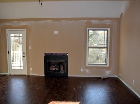 4th image of 2855 Kettle Ct