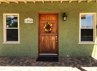 10960 Woodward Ave, Sunland, CA 91040