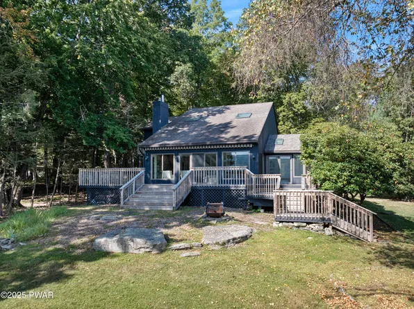 1264 Goose Pond Rd, Lake Ariel, PA 18436