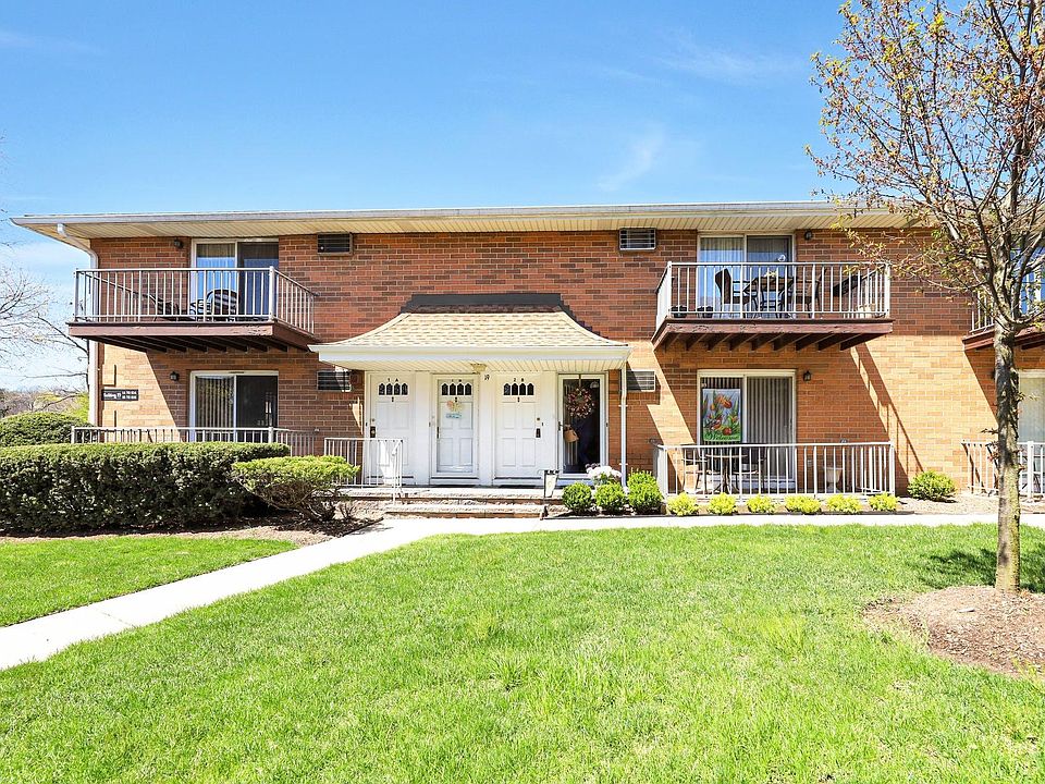 1st image of 19 Cottage Ln APT 1A