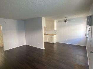 15537 Nordhoff St, North Hills, CA 91343