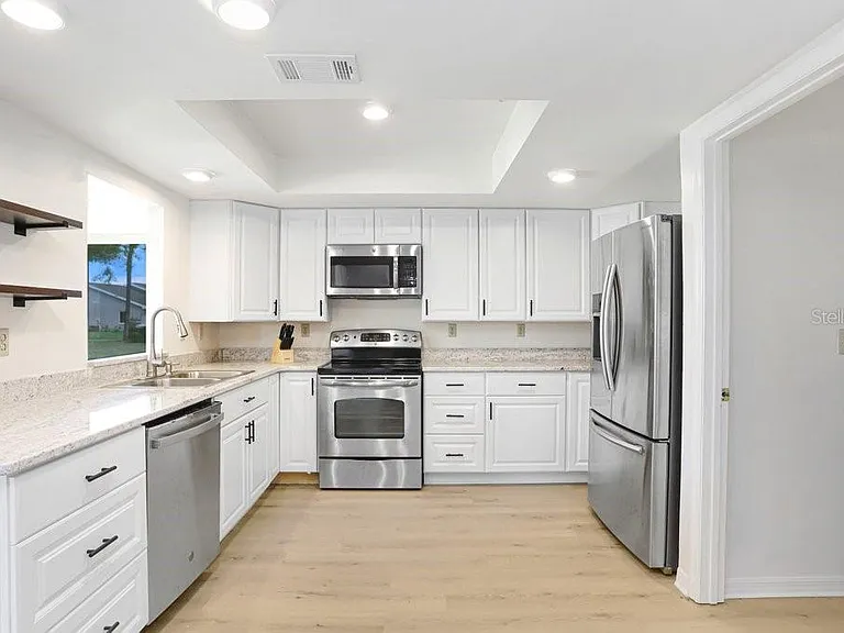 1409 Ingram Dr — Photo 10