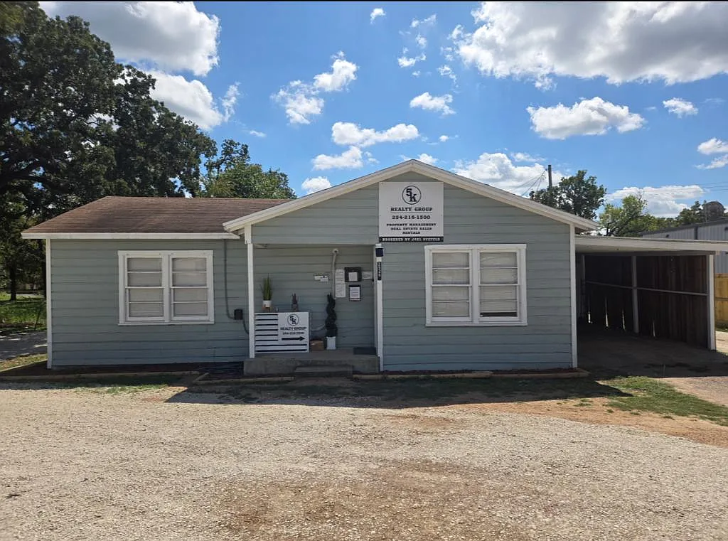 2526 south highway 36 — Photo 1