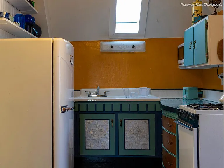 218 E Dale St #G — Photo 4