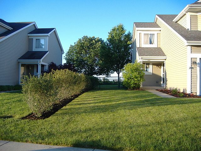1st image of 1511 S Pembroke Dr