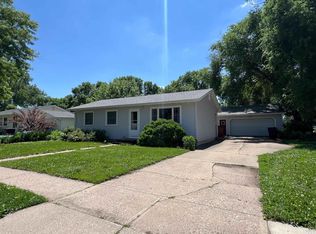 800 Sierra Dr, South Sioux City, NE 68776
