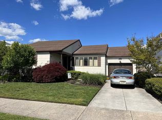 813 N Burghley Ave, Ventnor City, NJ