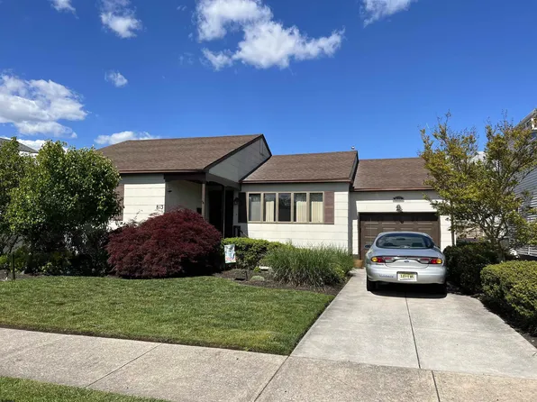 813 N Burghley Ave, Ventnor City, NJ 08406