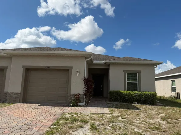 2304 NE 6th St, Cape Coral, FL 33909