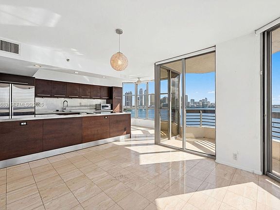 3rd image of 3600 Mystic Pointe Dr APT 1201