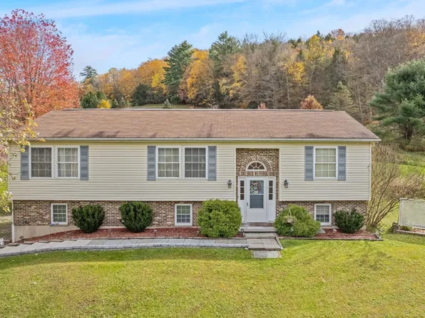 888 Valley Rd, Montrose, PA 18801