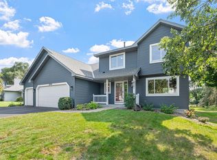 7090 Gardenia Ct, Apple Valley, MN 55124