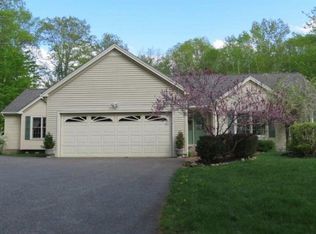937 Sanborn Rd, Sanbornton, NH 03269