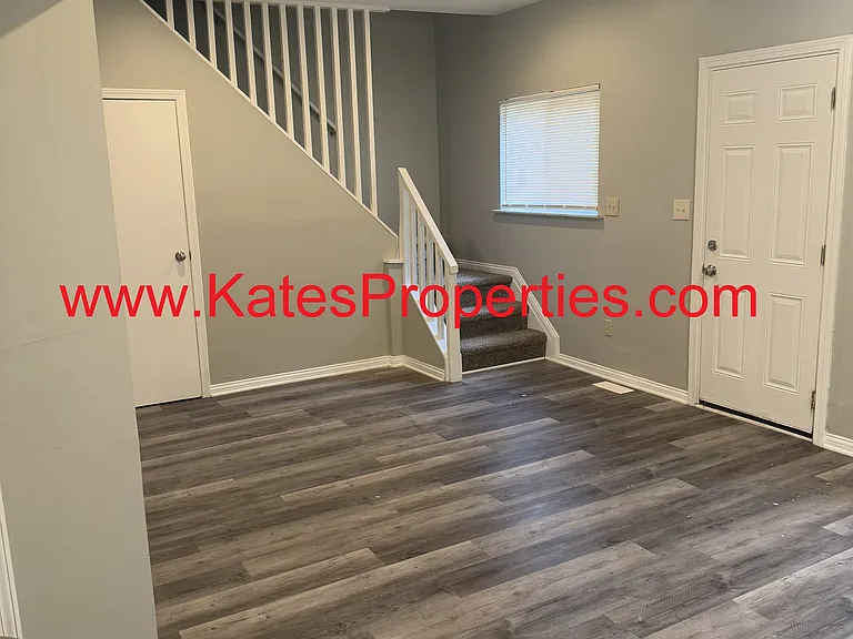 24630 Hopkins St — Photo 11