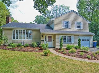 20 Mountain St, Sharon, MA 02067