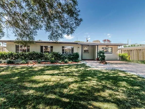 1049 Jackson St, Largo, FL 33770