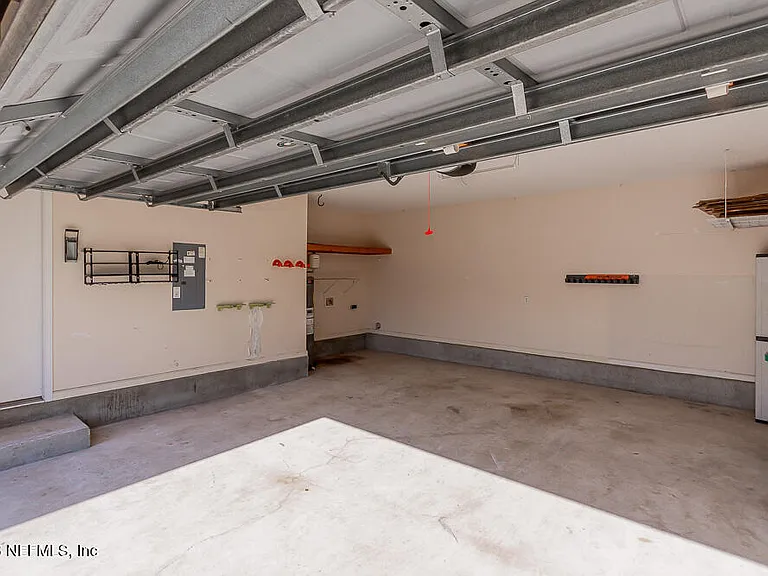 2891 Saint Maarten Ct — Photo 39
