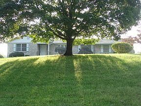 1st image of 726 Sharpsburg Dr