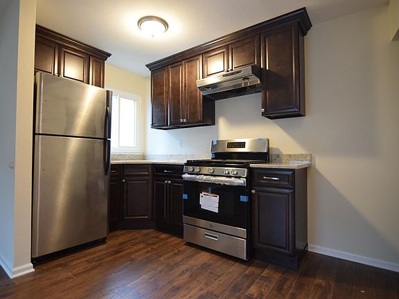 5th image of 204 Gervil St #2