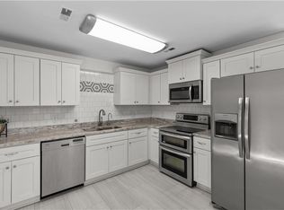 406 Stalham Rd, Chesapeake, VA 23325