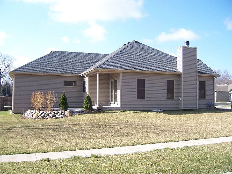 1st image of 903 Gerry St