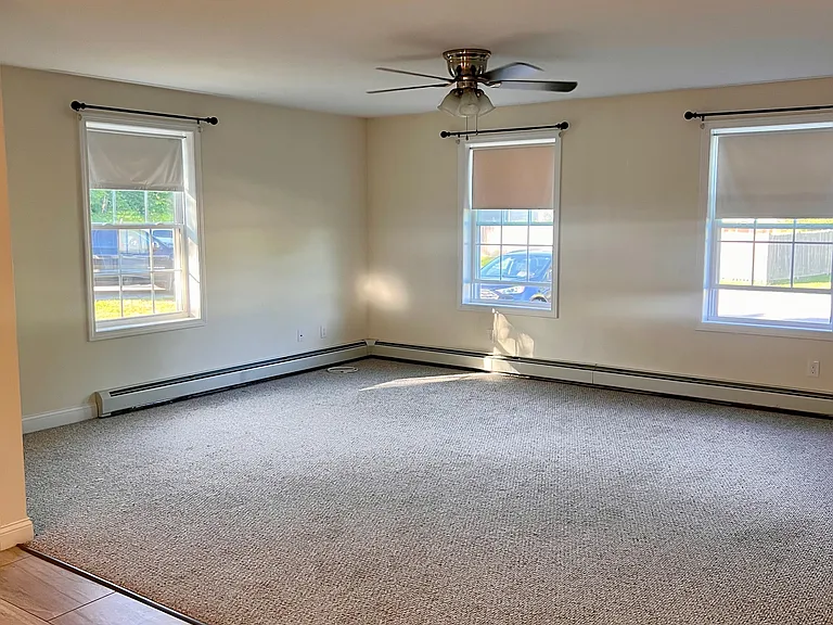 5 Tucker Dr — Photo 7