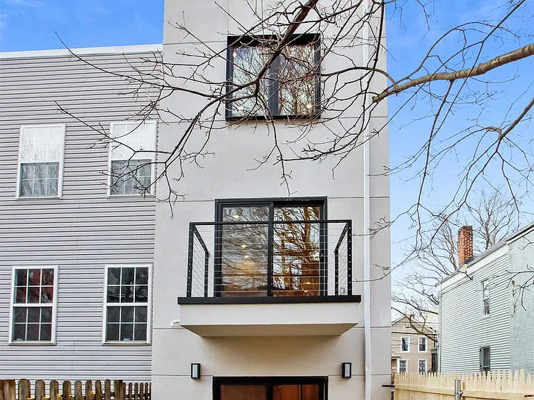 300 Halladay St #1 — Photo 9