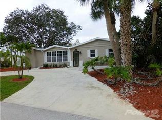 452 Peppertree Rd, Venice, FL 34293