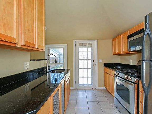 5th image of 4640 Zenith Ave S