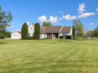 24606 Apple Rd, Waterford, WI 53185