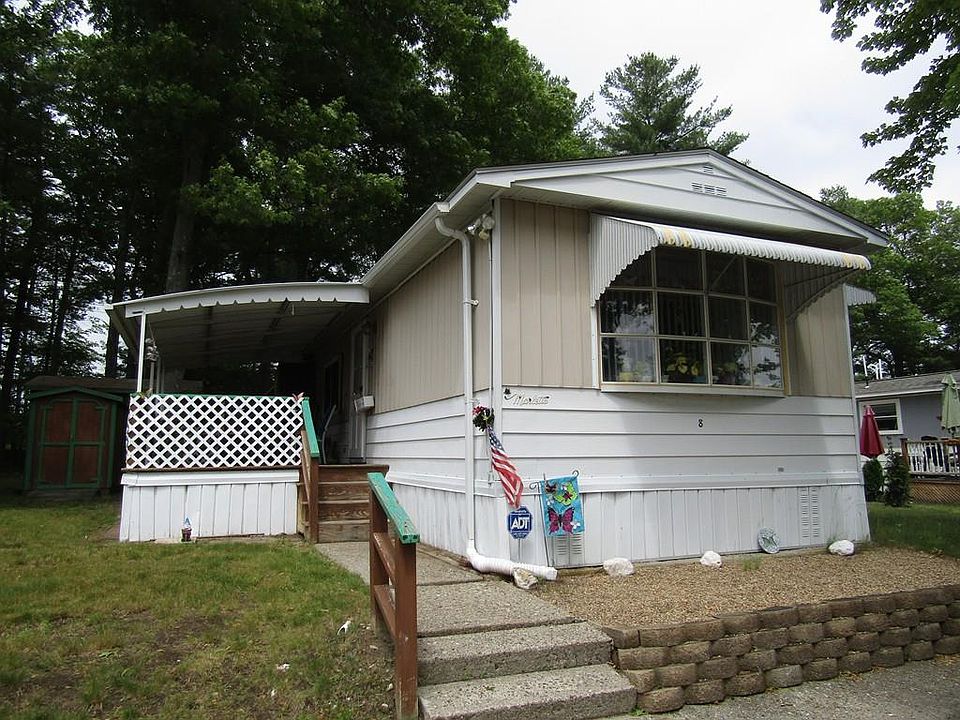 1st image of 8 Debby Ln