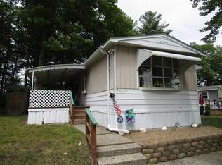 8 Debby Ln, Raynham, MA 02767