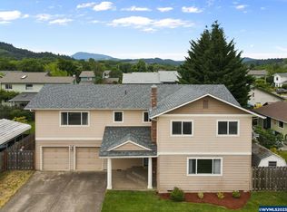 504 S 15th St, Philomath, OR 97370